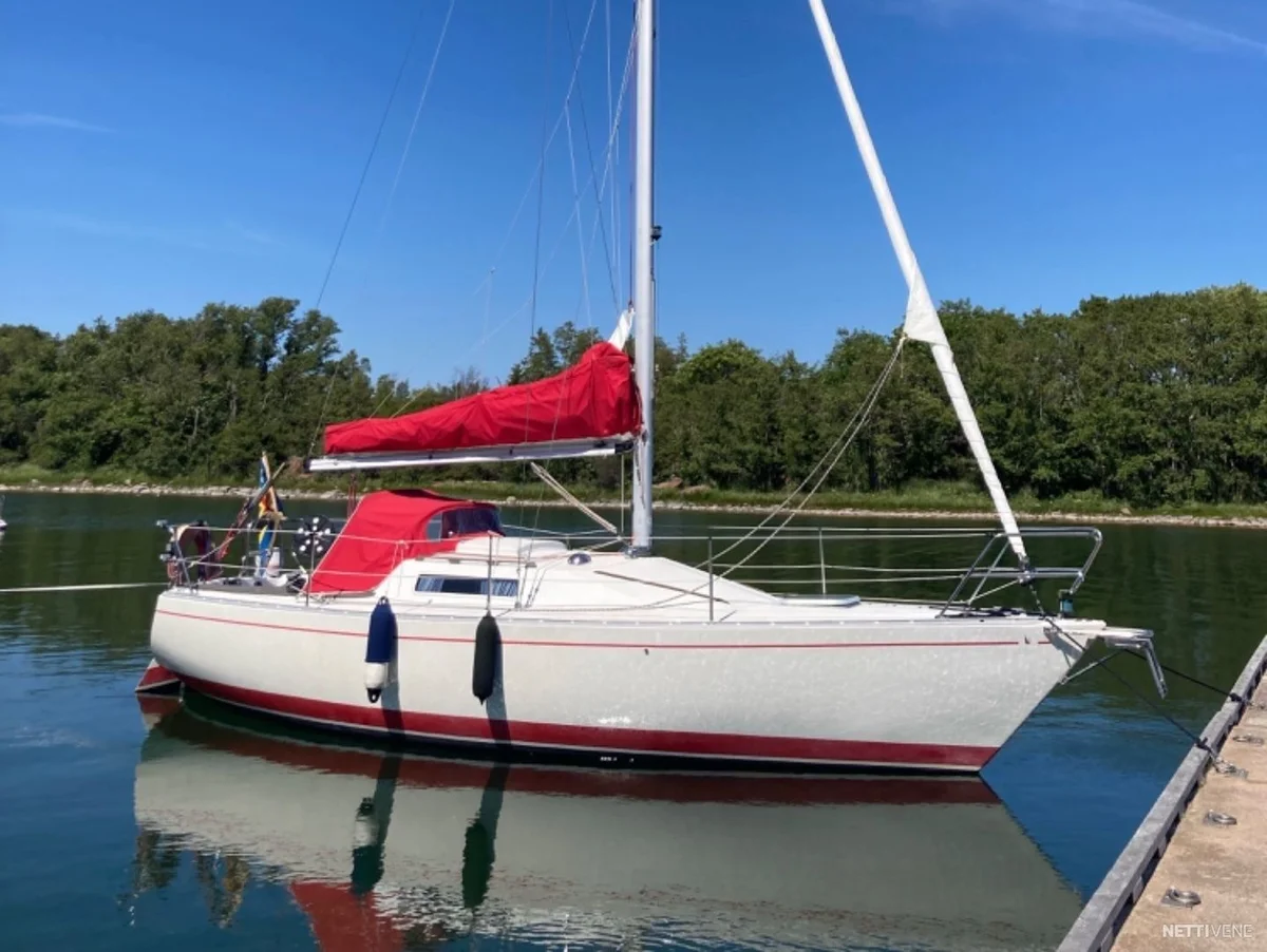 Albin Marine Cumulus 1978 boat specs
