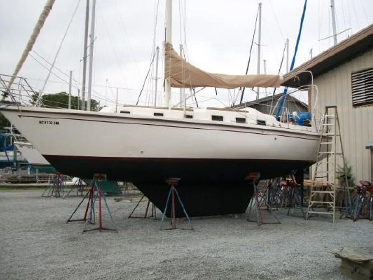 35 Tri Cabin Boat Specs