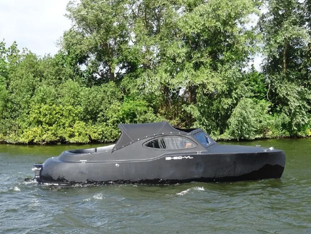 Aurelia 780 Boat Specs