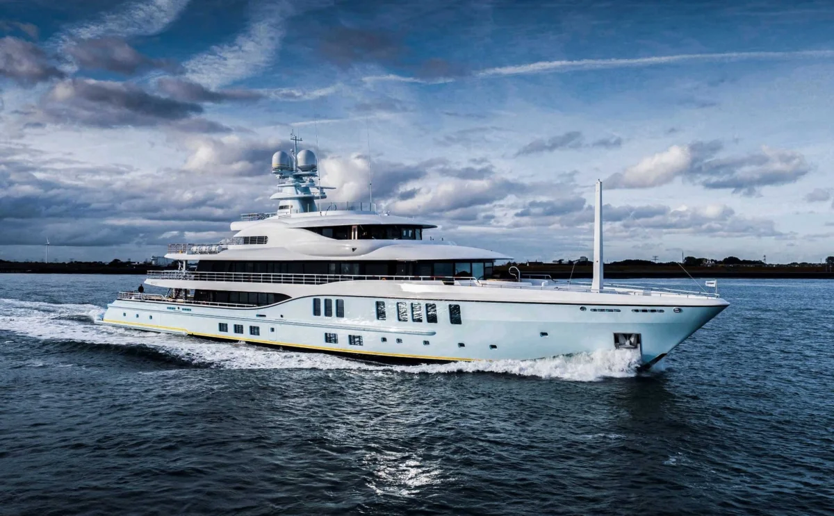 Amels Avanti  2021 boat specs
