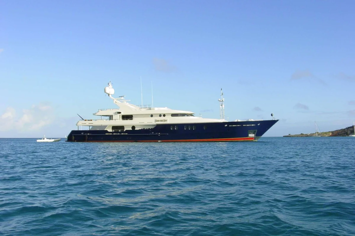 Amels Haemony 2001 boat specs