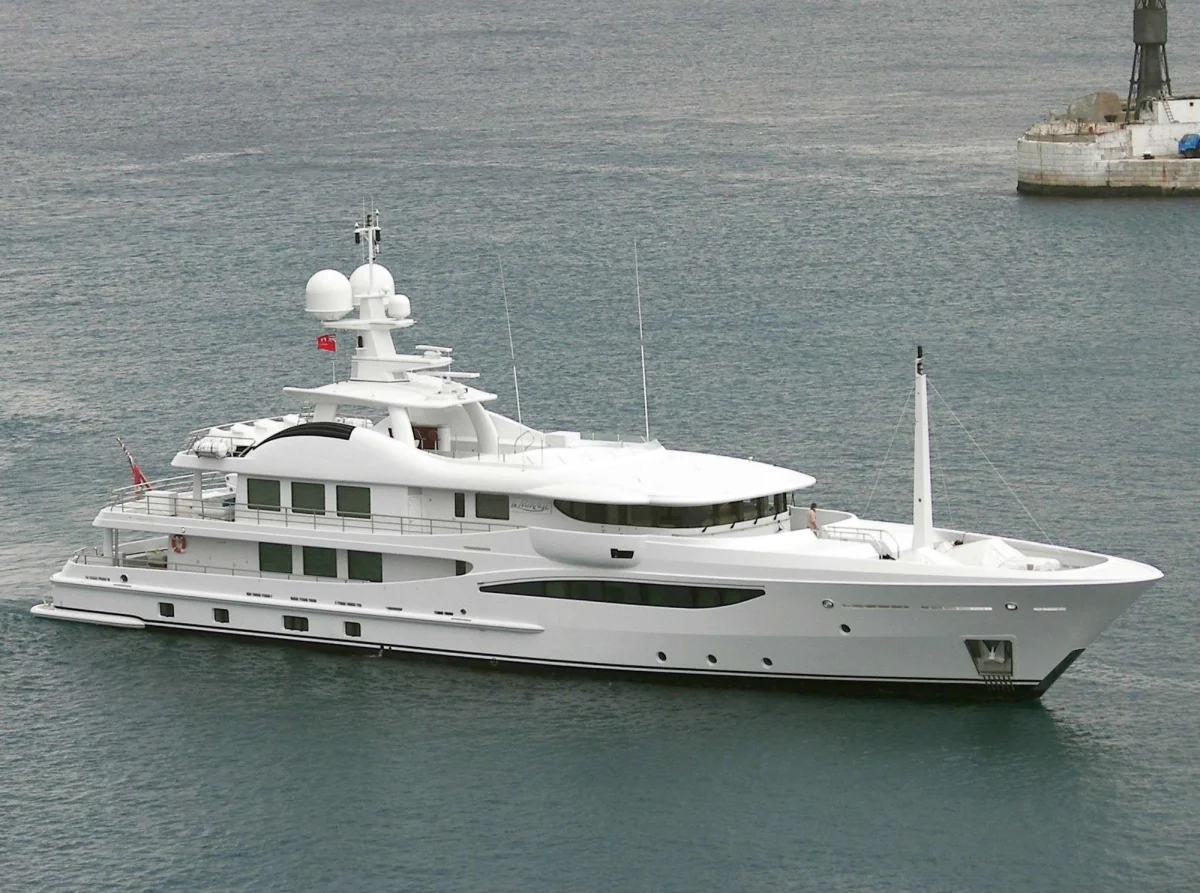 Amels La Mirage 2007 boat specs