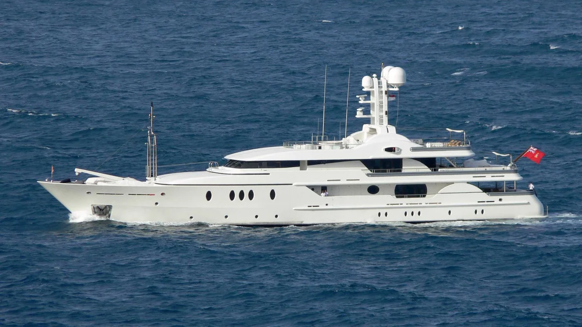Amels Lightning 2003 boat specs