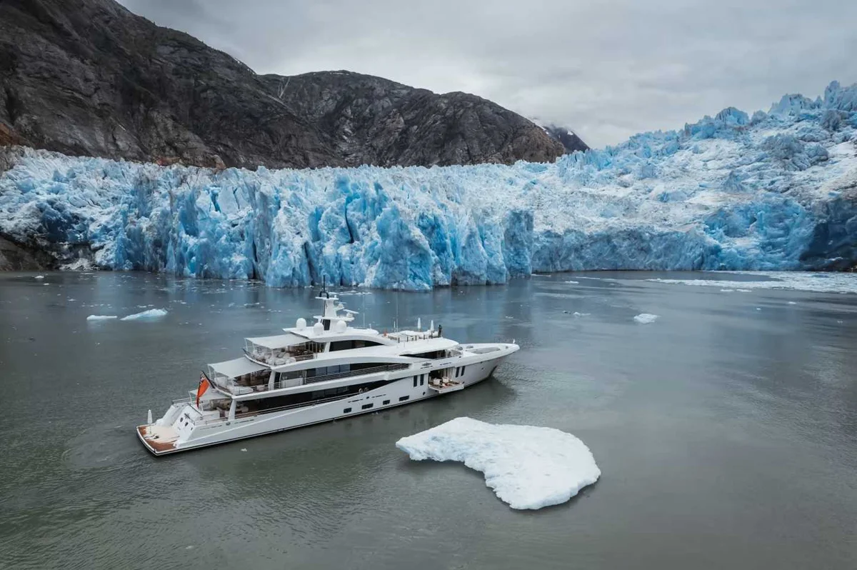Amels Moonstone 2021 boat specs