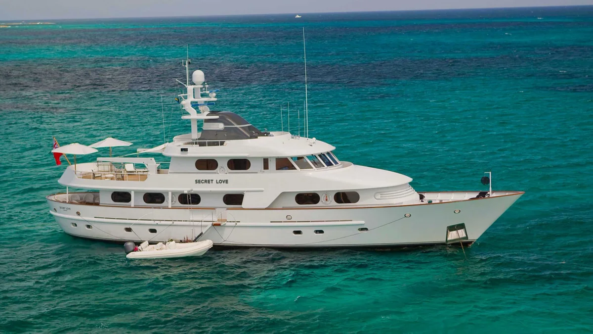 Amels Secret Love 1995 boat specs