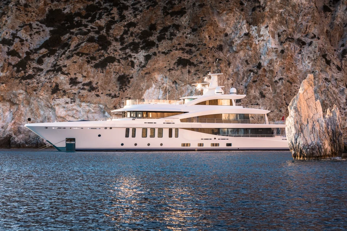 Amels Stella M 2019 boat specs