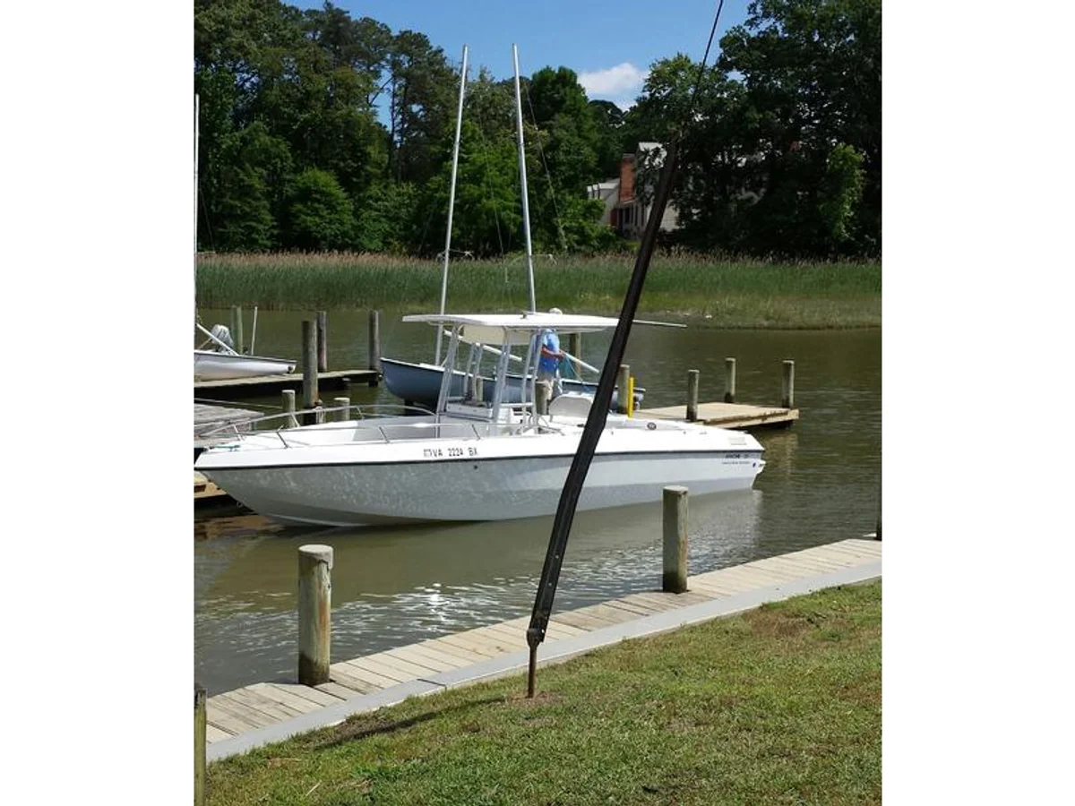 23' Center Console Diesel Boat Specs