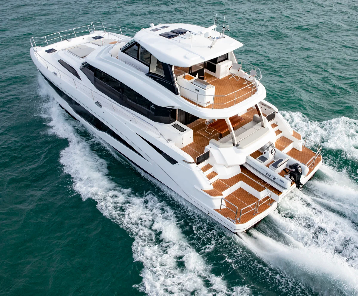 Aquila 70 2021 boat specs