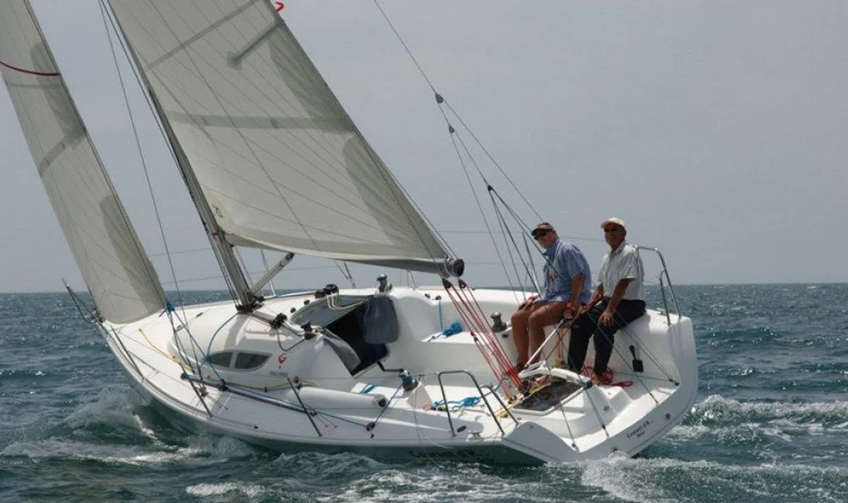 Archambault Grand Surprise 1999 boat specs