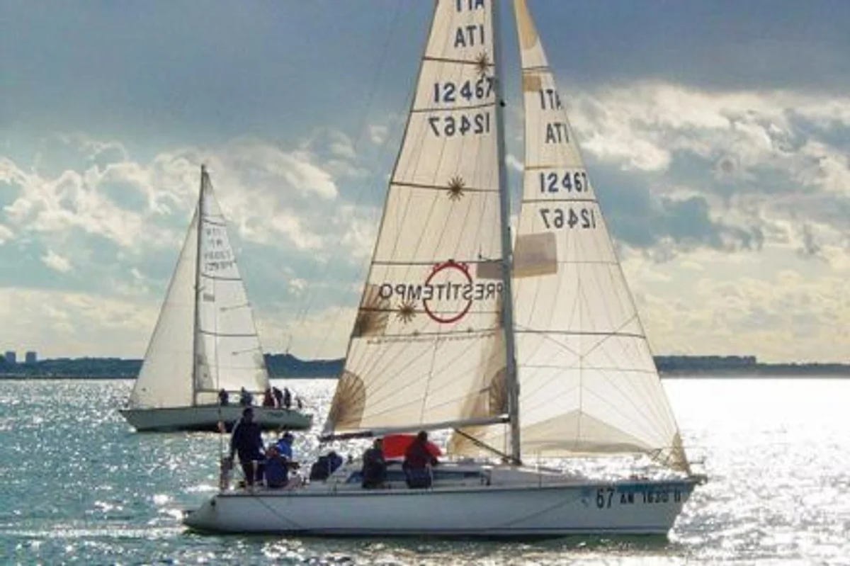 Archambault Suspens Fin keel Fin keel 1979 boat specs