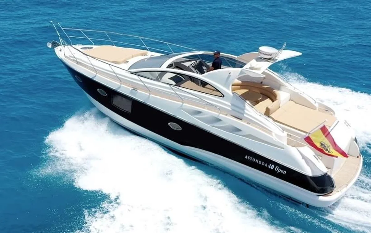 Astondoa 40 Open 2001 boat specs