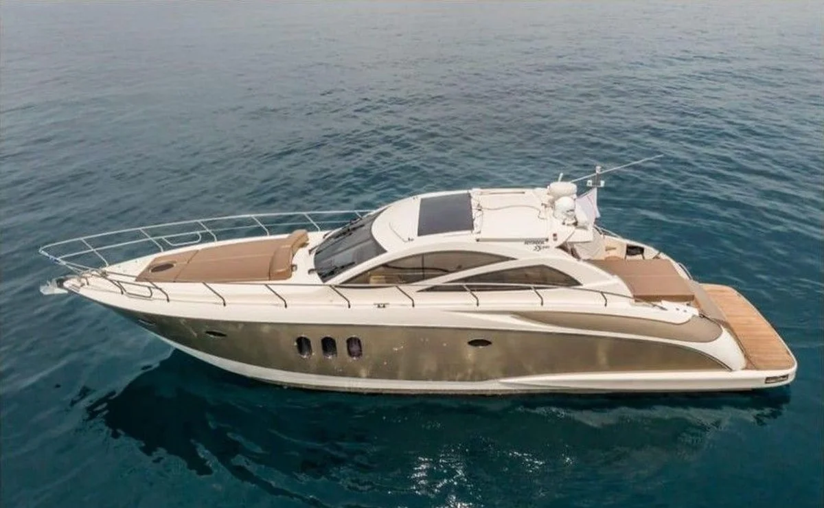 Astondoa 53 HT 2008 boat specs