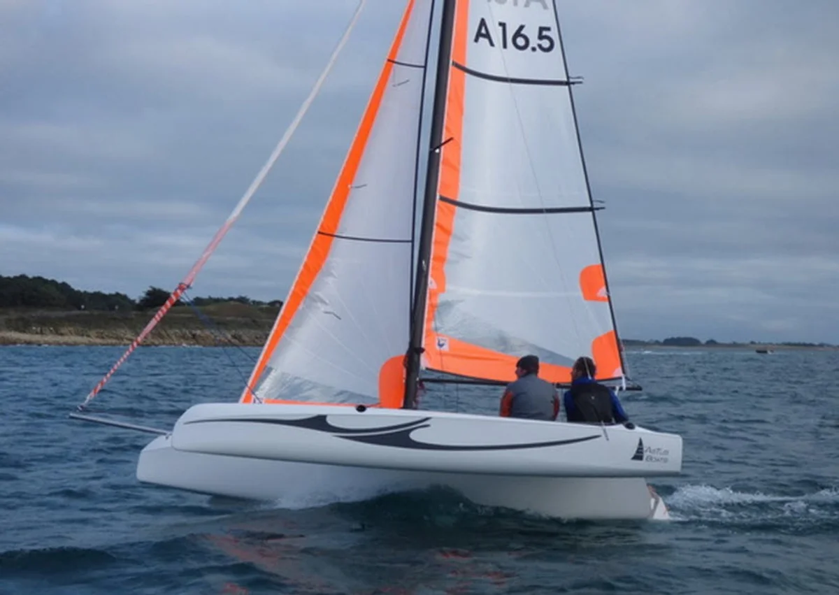 Astus Boats Astus 16.5 - Sport Sport 2016 boat specs