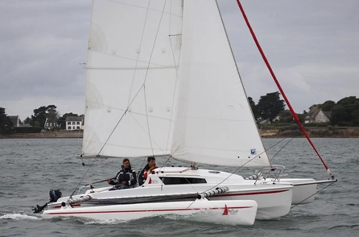 Astus Boats Astus 22 2008 boat specs