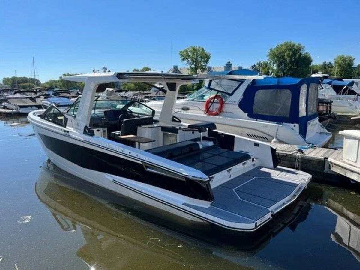 Aviara 32 AVIARA 2022 boat specs