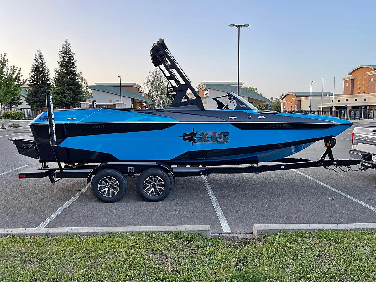 Axis A22 2022 boat specs