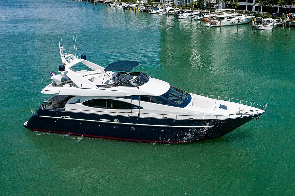 Azimut Yachts 70 Sea Jet 2000 boat specs