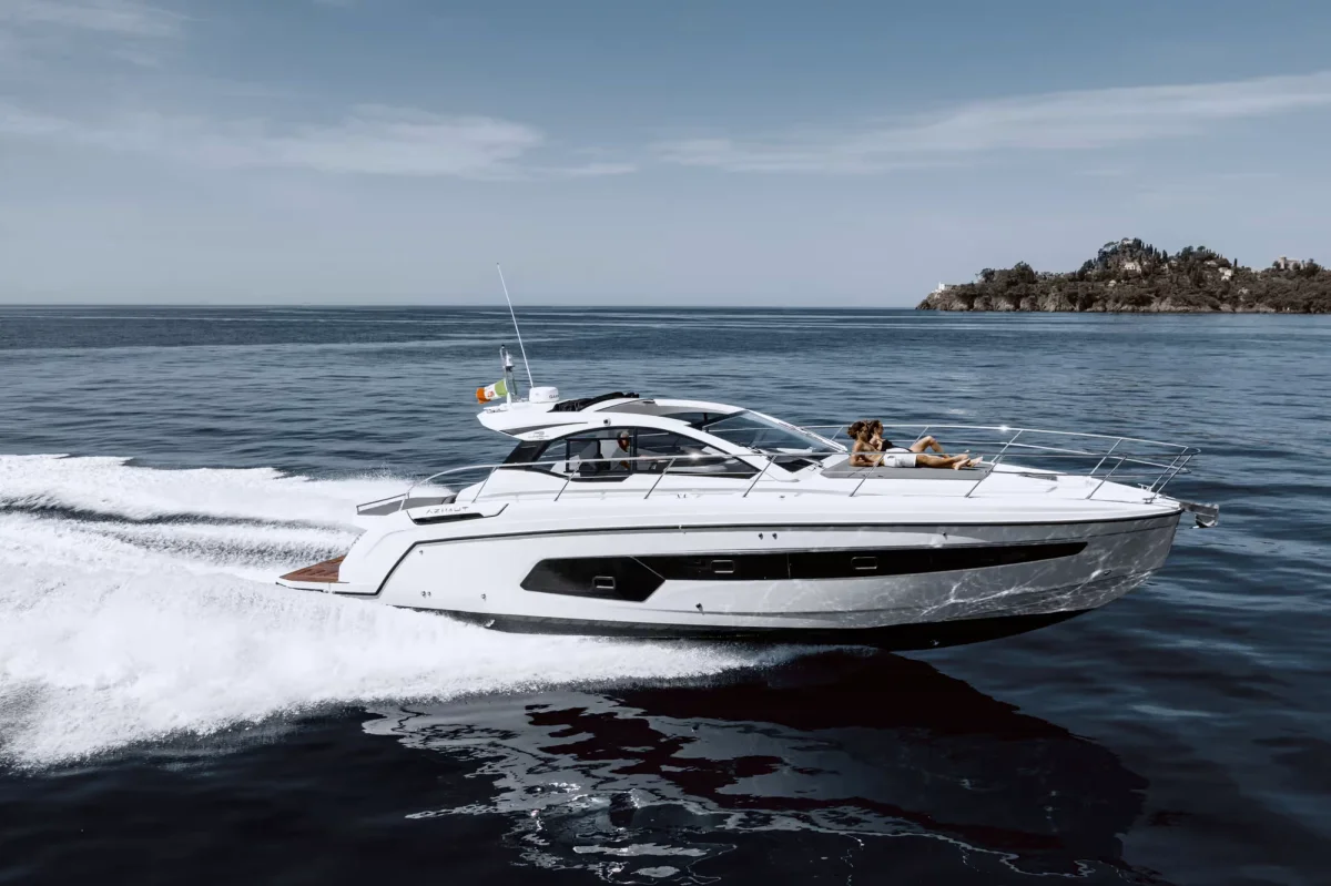 Azimut Yachts Atlantis 45 2019 boat specs