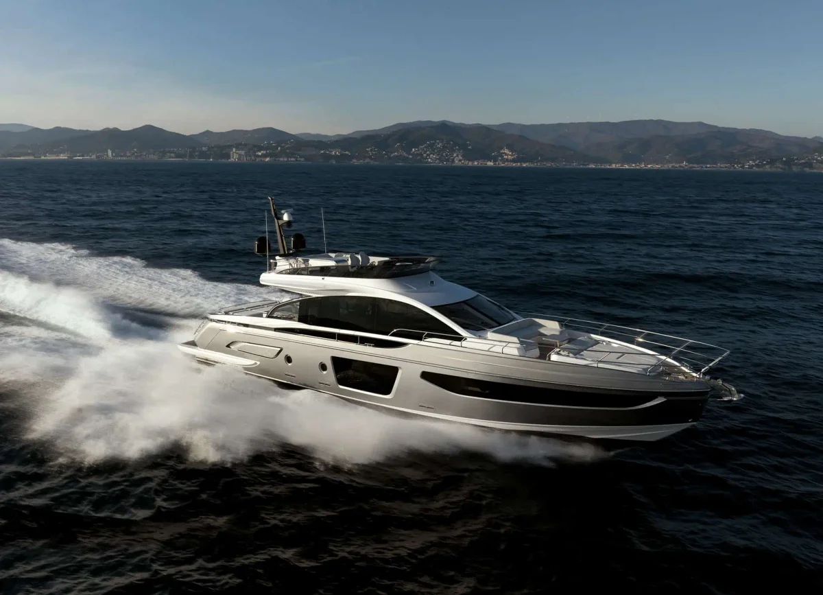 Azimut Yachts S7 2017 boat specs