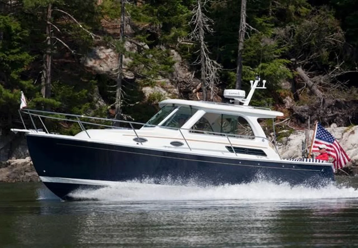 Back Cove Yachts 30 2012 boat specs