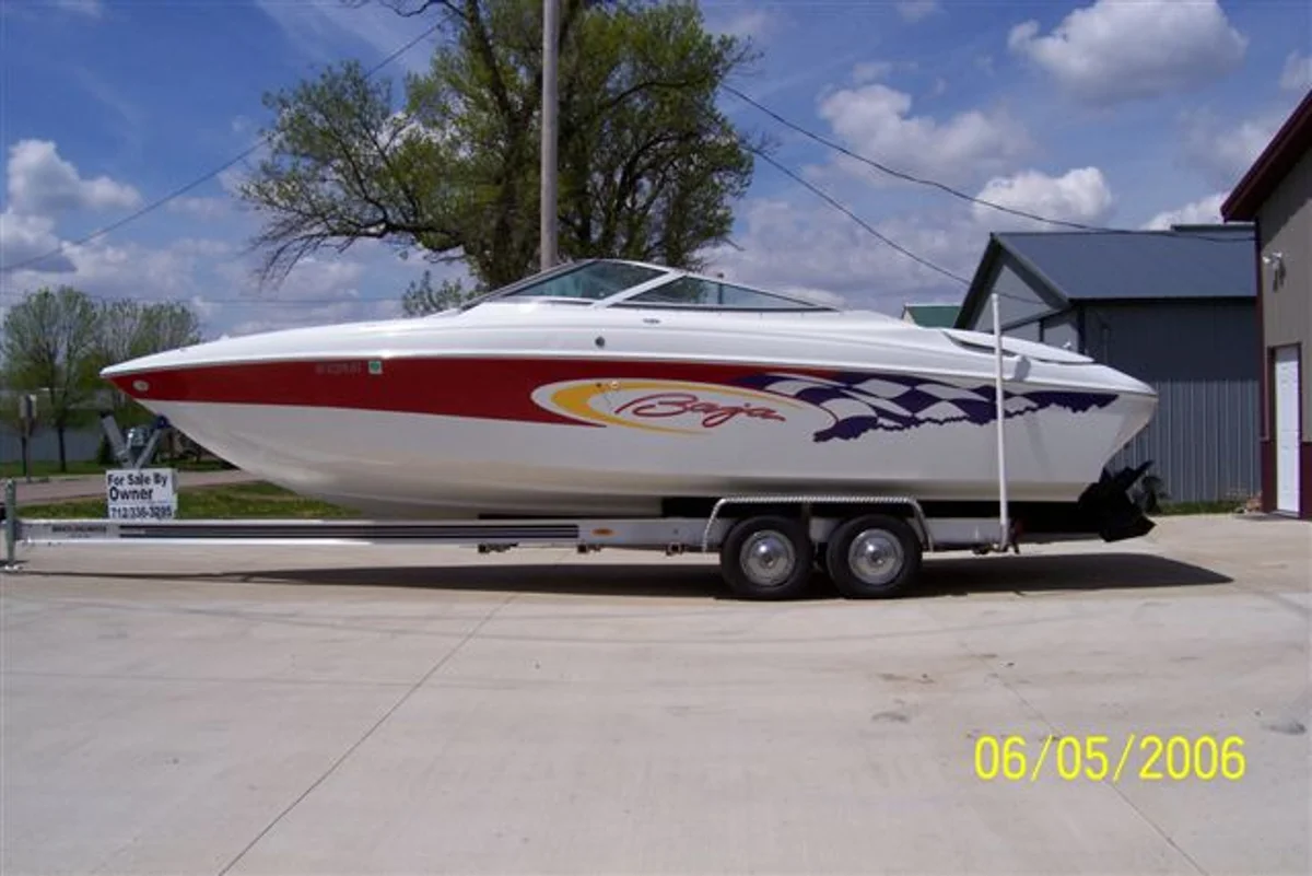 Baja Baja 292 Islander 2001 boat specs
