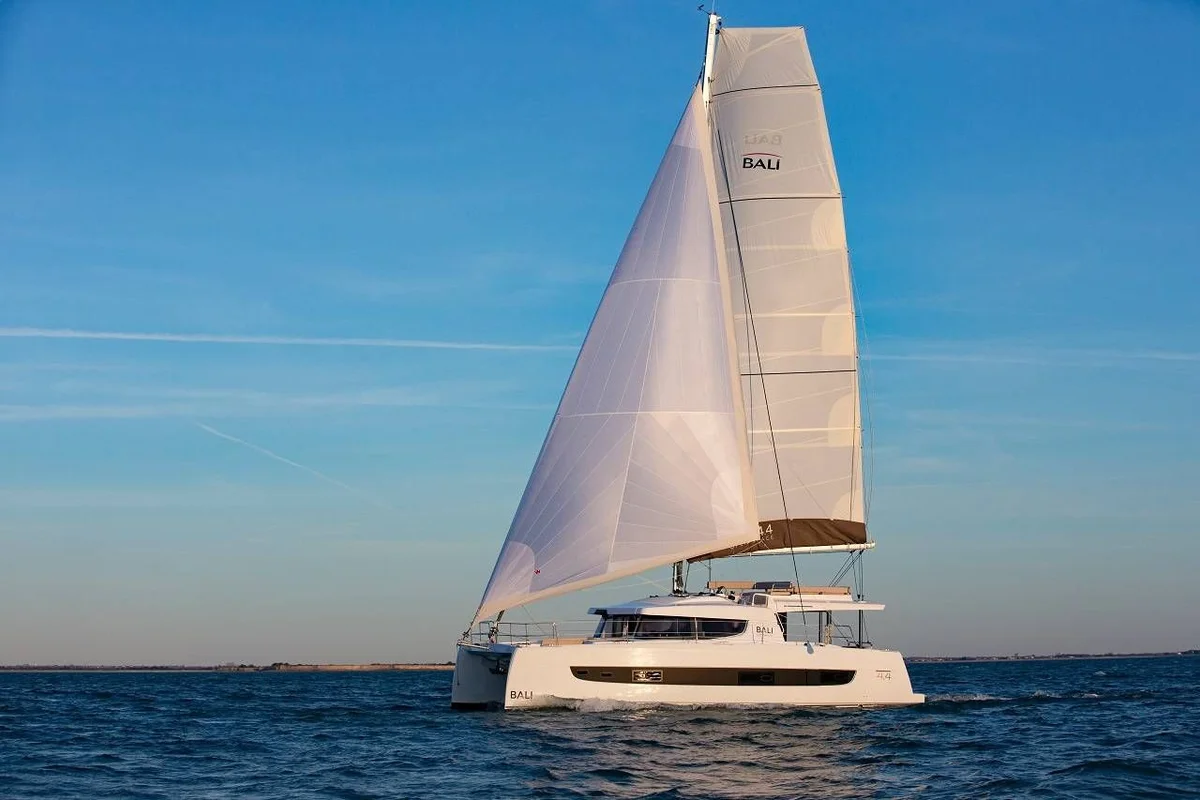 Bali Catamarans 4.4 2022 boat specs