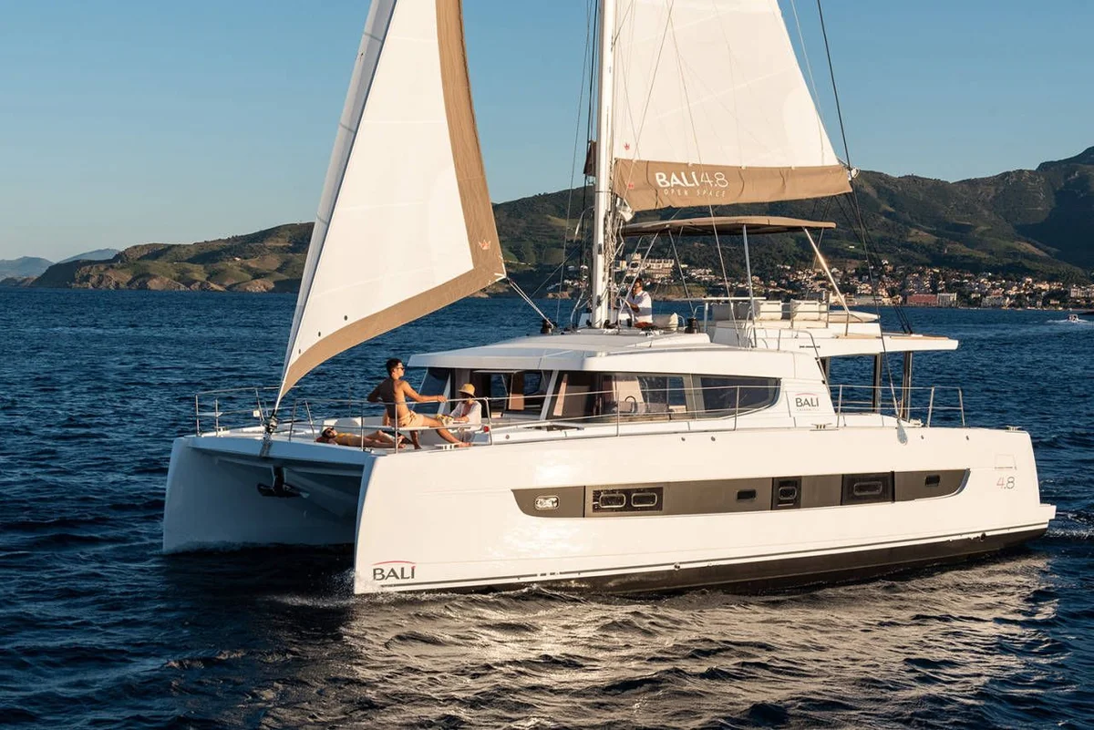 Bali Catamarans 4.8 2020 boat specs
