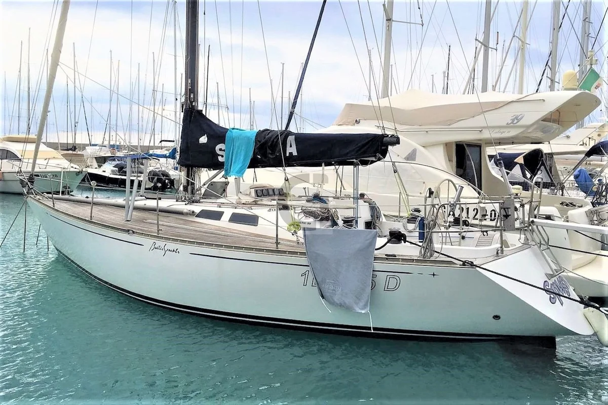Baltic Yachts 39 Centerboard sloop 1982 boat specs