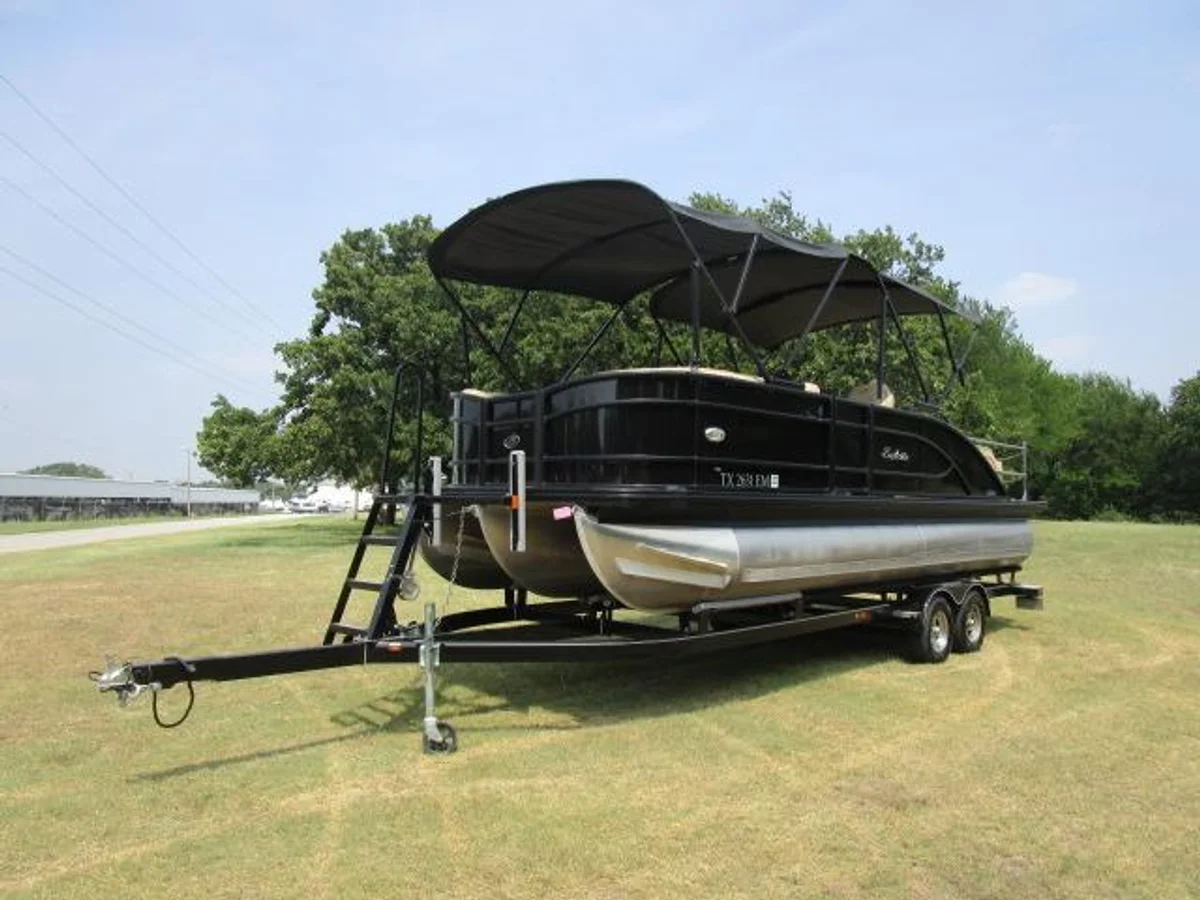 L-CLASS L23QC Boat Specs