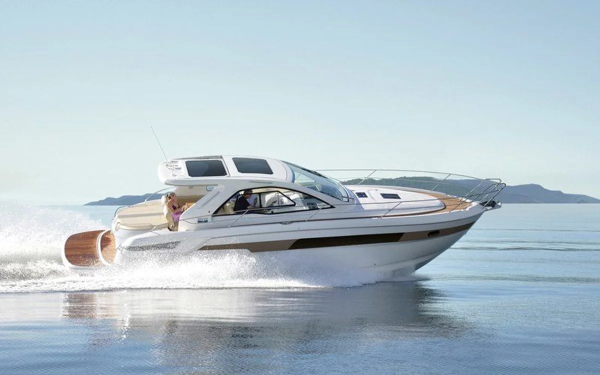 Bavaria Yachts Sport 38 Sport 2011 boat specs