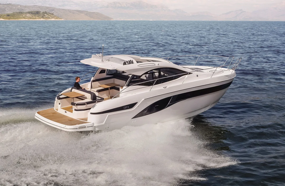 Bavaria Yachts SR41 2020 boat specs