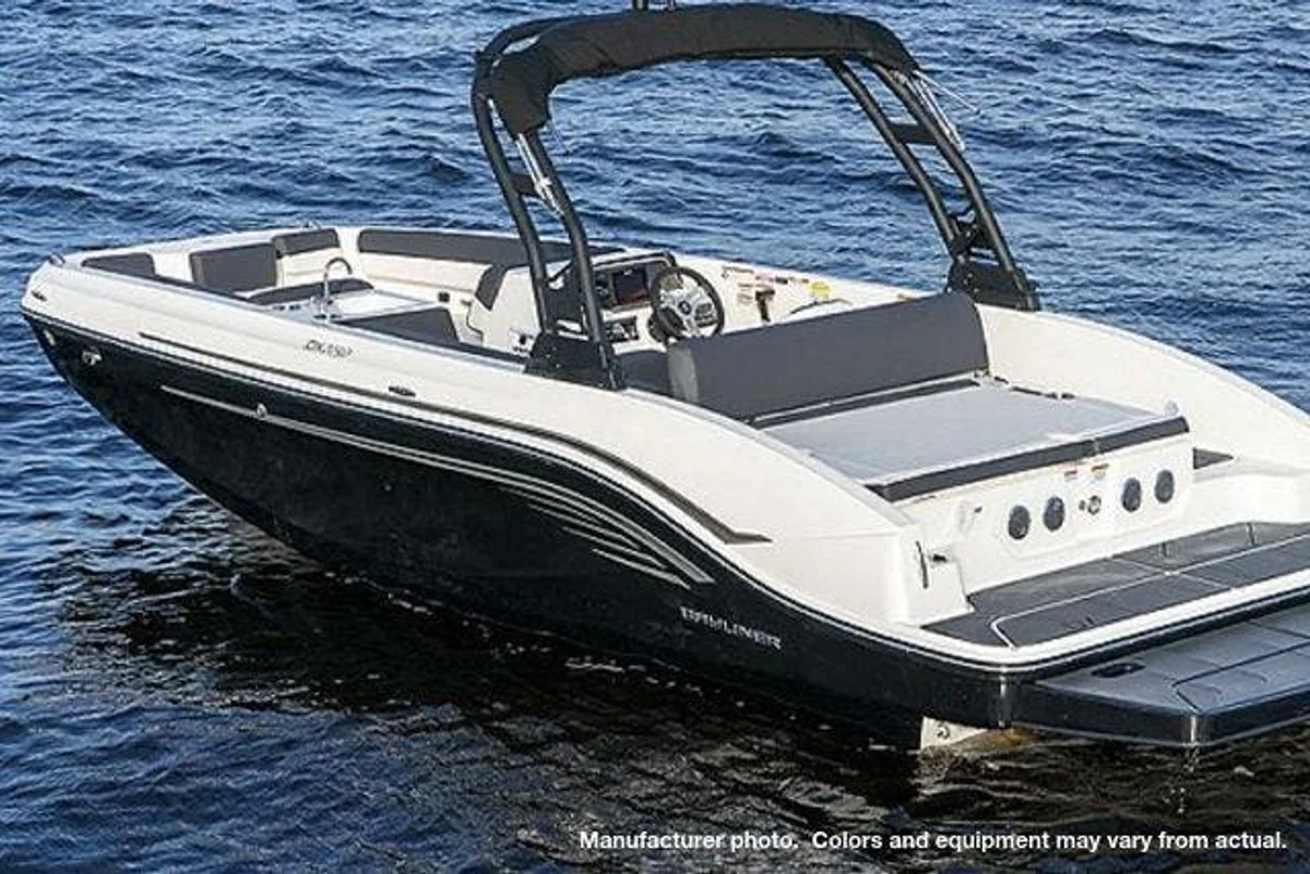 2050DX Boat Specs