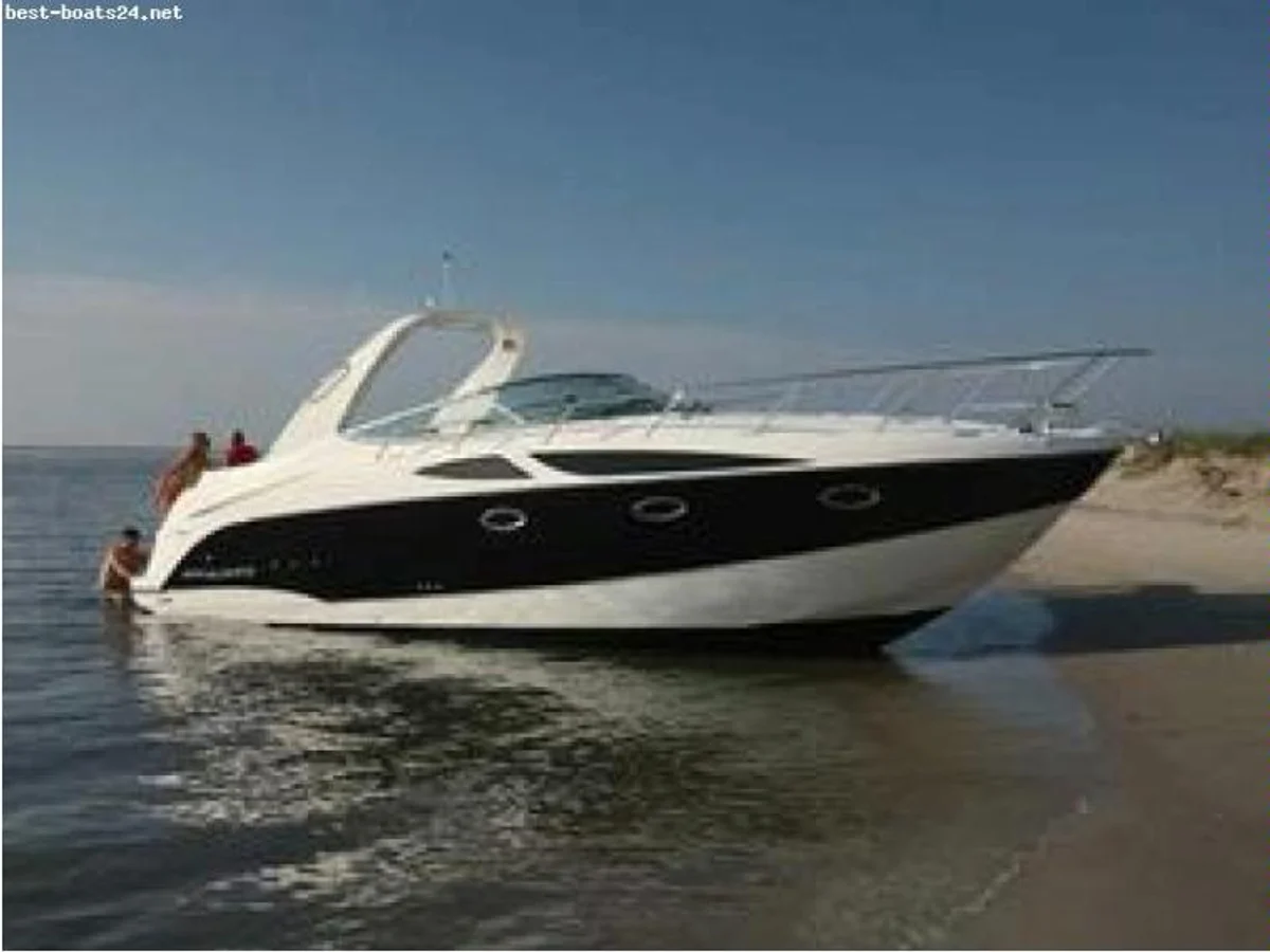 Bayliner 335 2010 boat specs