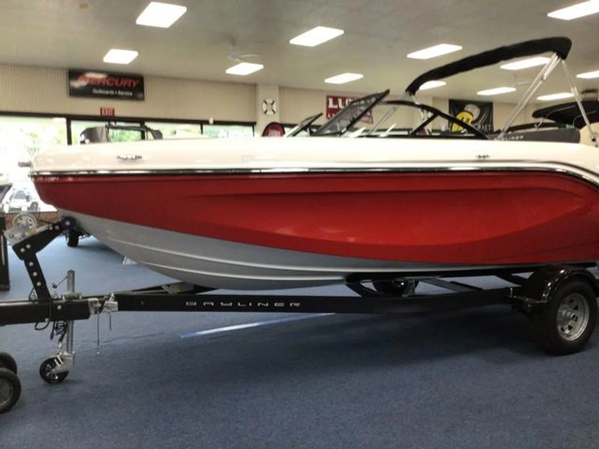 DX2050 Boat Specs