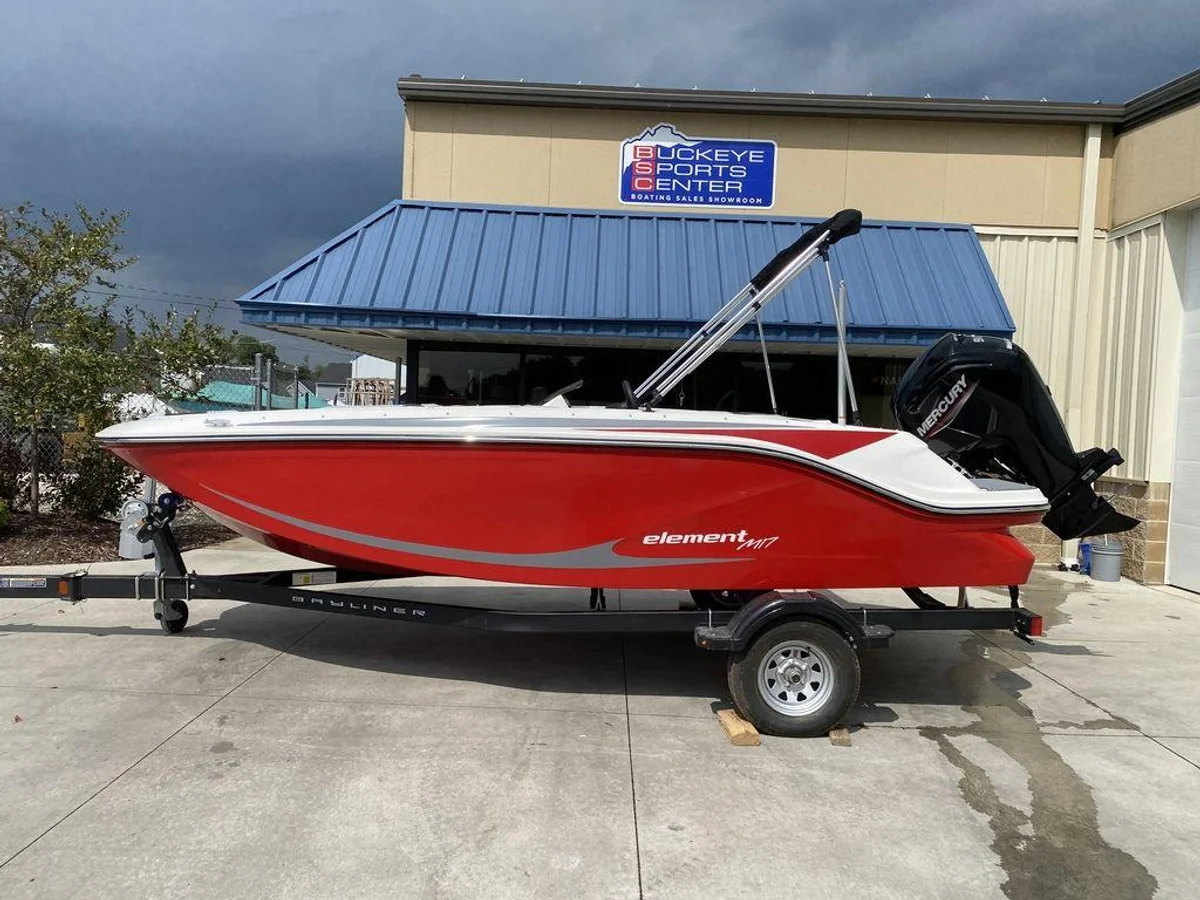 Bayliner Element M17 2022 boat specs