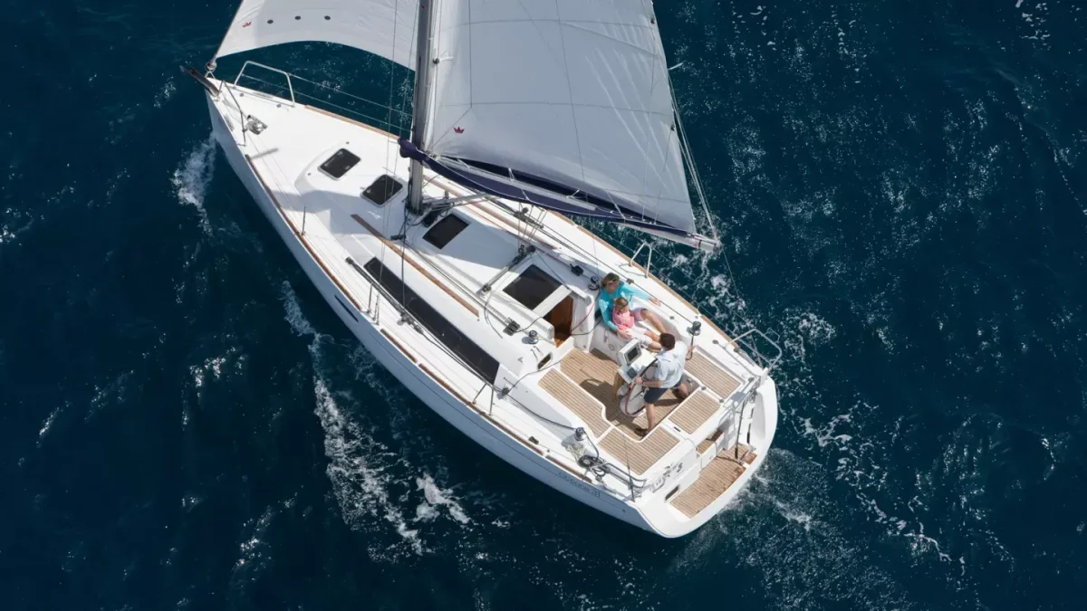 Beneteau 31 2007 boat specs