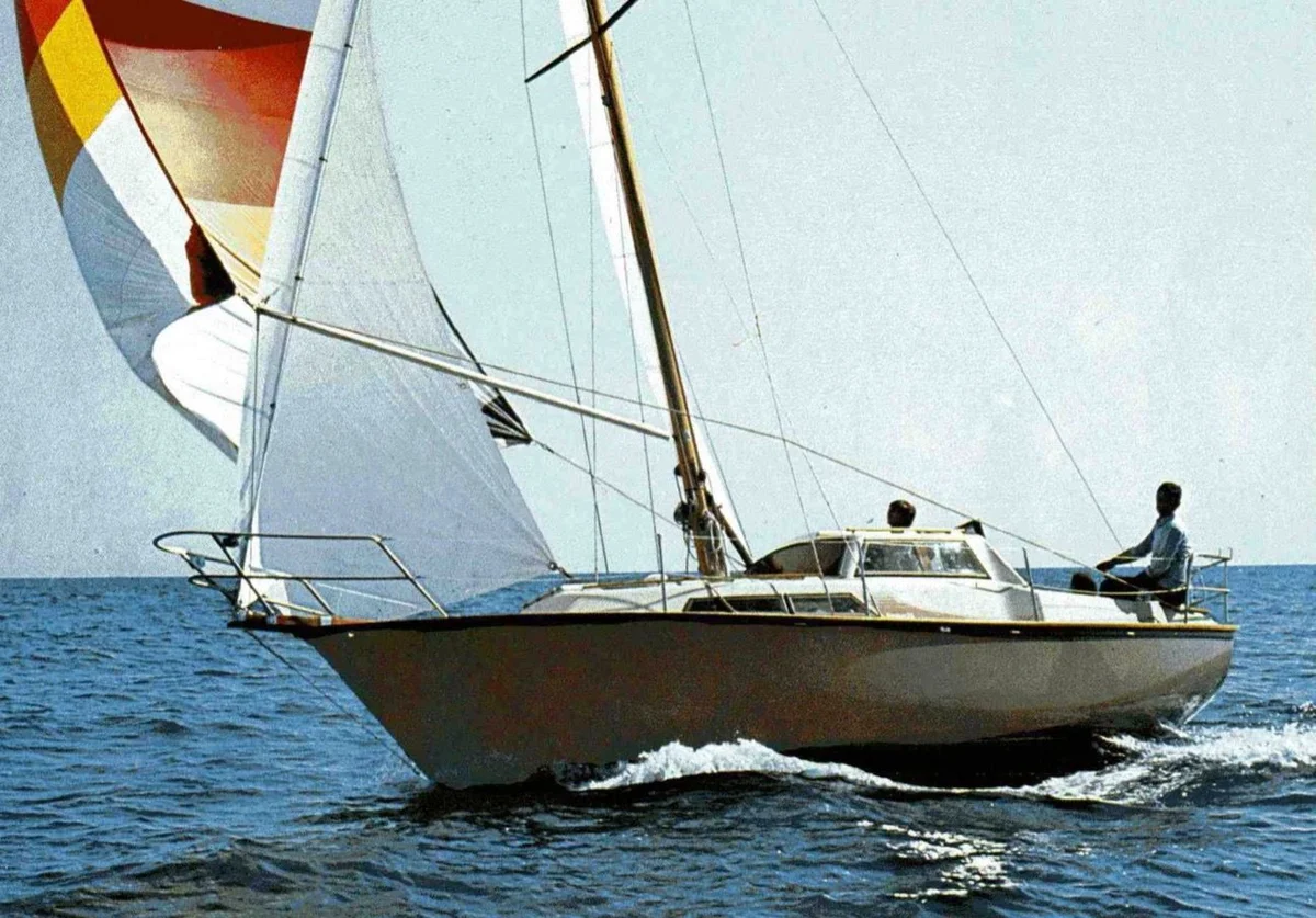 Beneteau Evasion 28 1975 boat specs