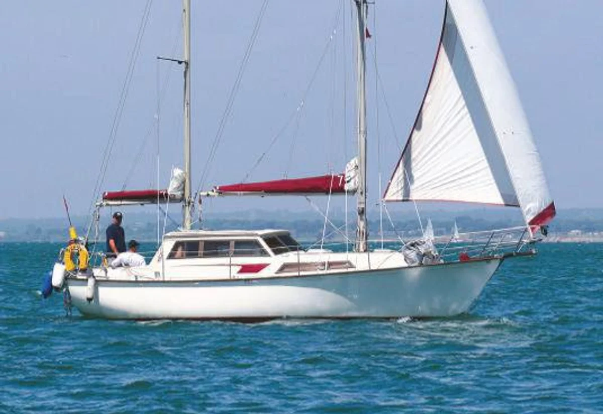 Beneteau Evasion 32 1973 boat specs