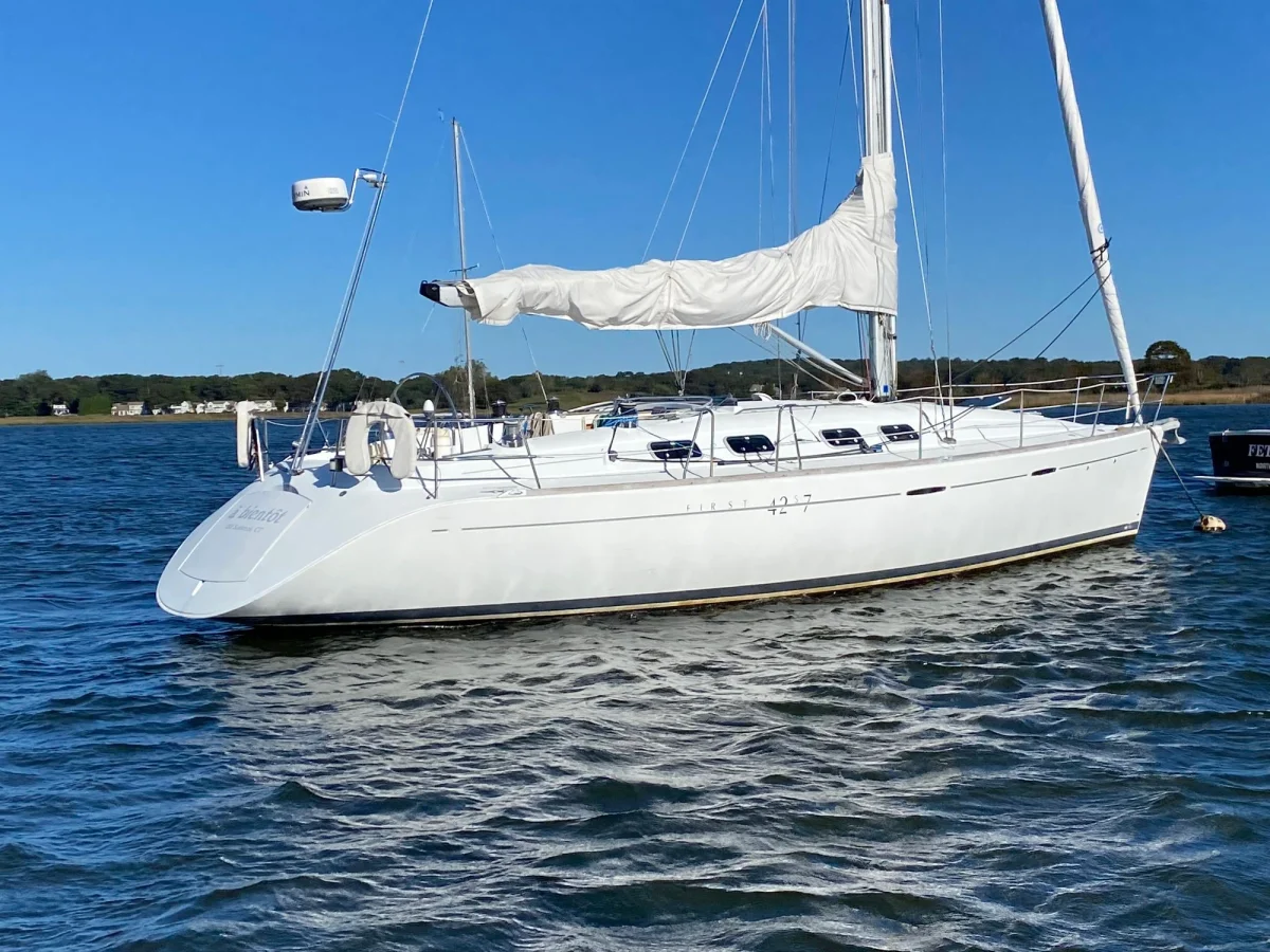 Beneteau First 42S7 1994 boat specs