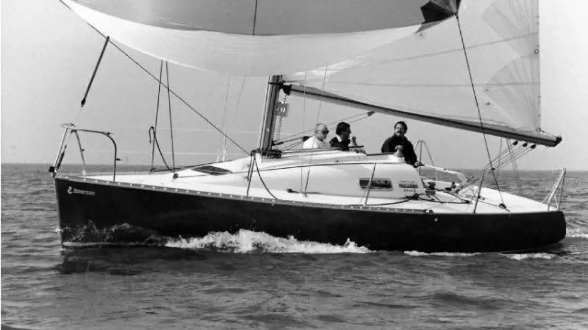 Beneteau First Class Challange 1989 boat specs