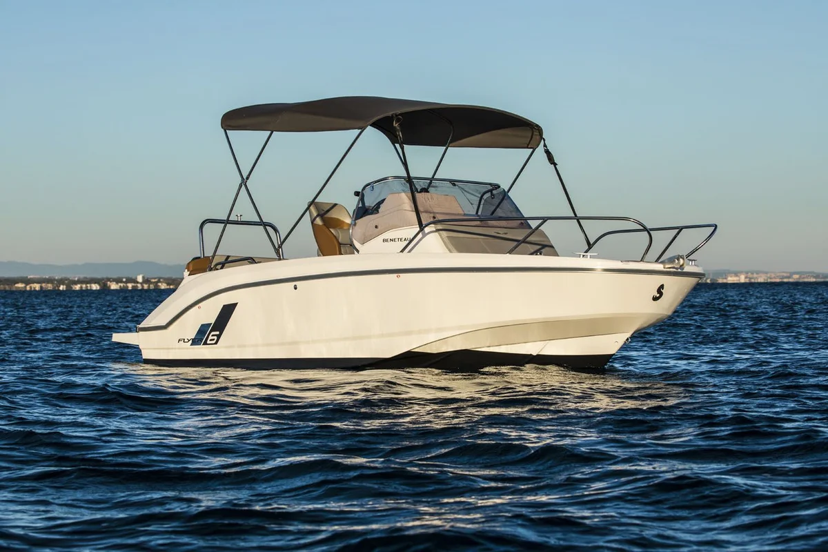 Beneteau Flyer 6 Sundeck 2023 boat specs