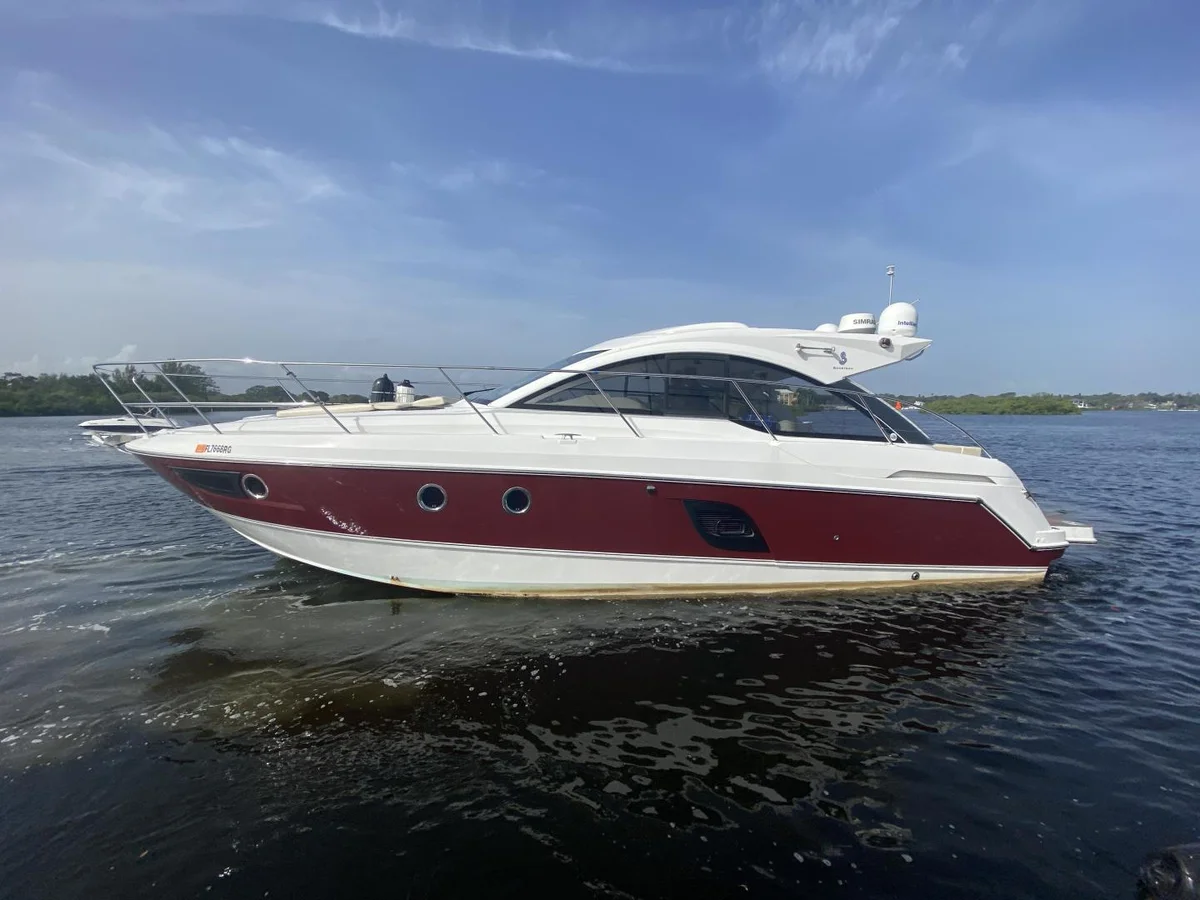 Beneteau Gran Turismo 38 2016 boat specs