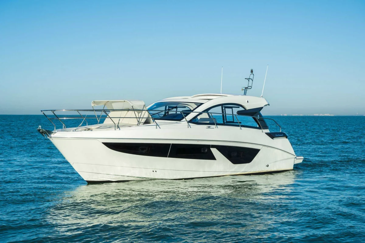 Beneteau Gran Turismo 41 2021 boat specs