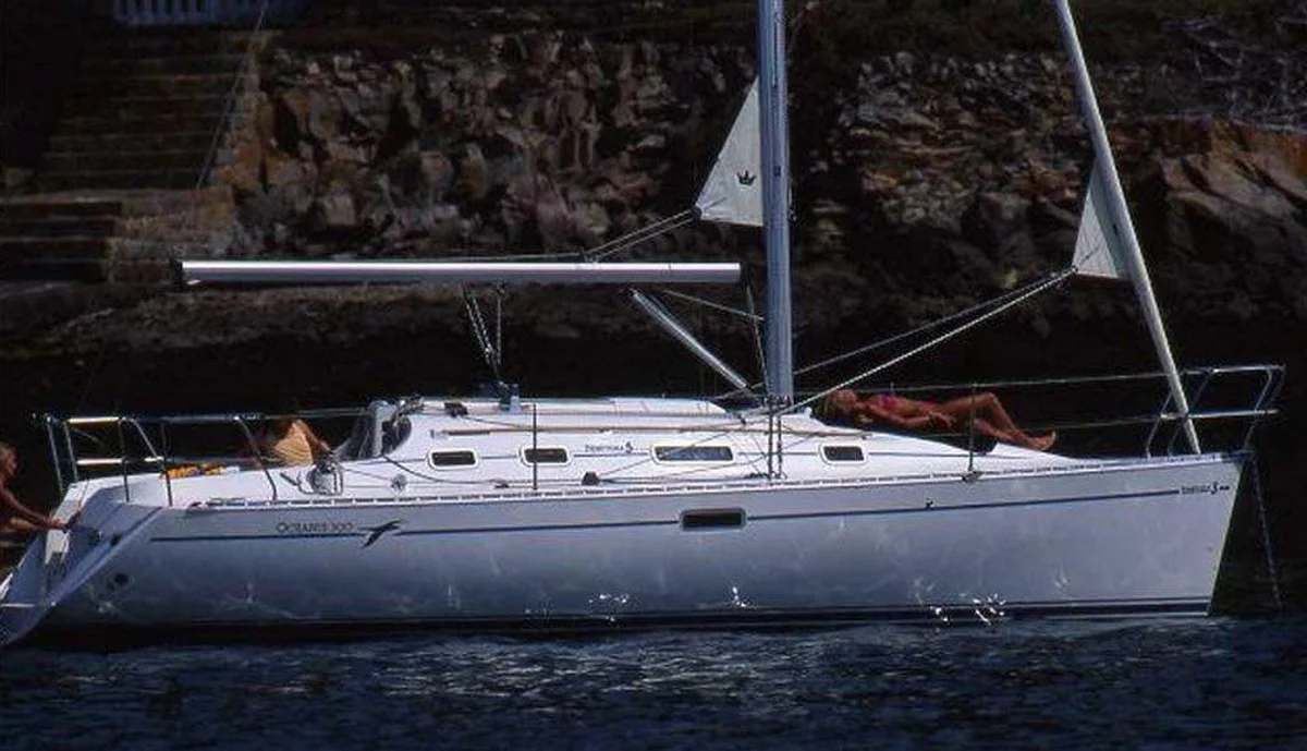 Beneteau Oceanis 300 Shoal draft 1991 boat specs