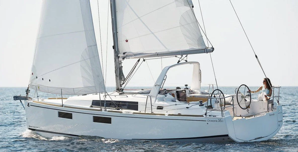 Beneteau Oceanis 35.1 2016 boat specs