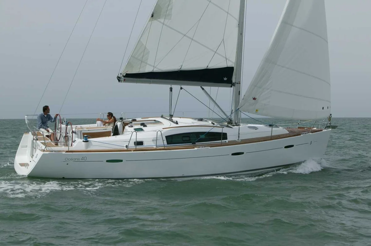 Beneteau Oceanis 40 2014 boat specs