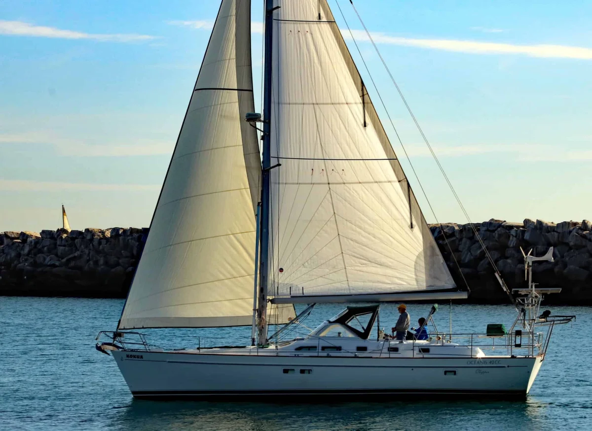 Beneteau Oceanis 42 CC 2003 boat specs