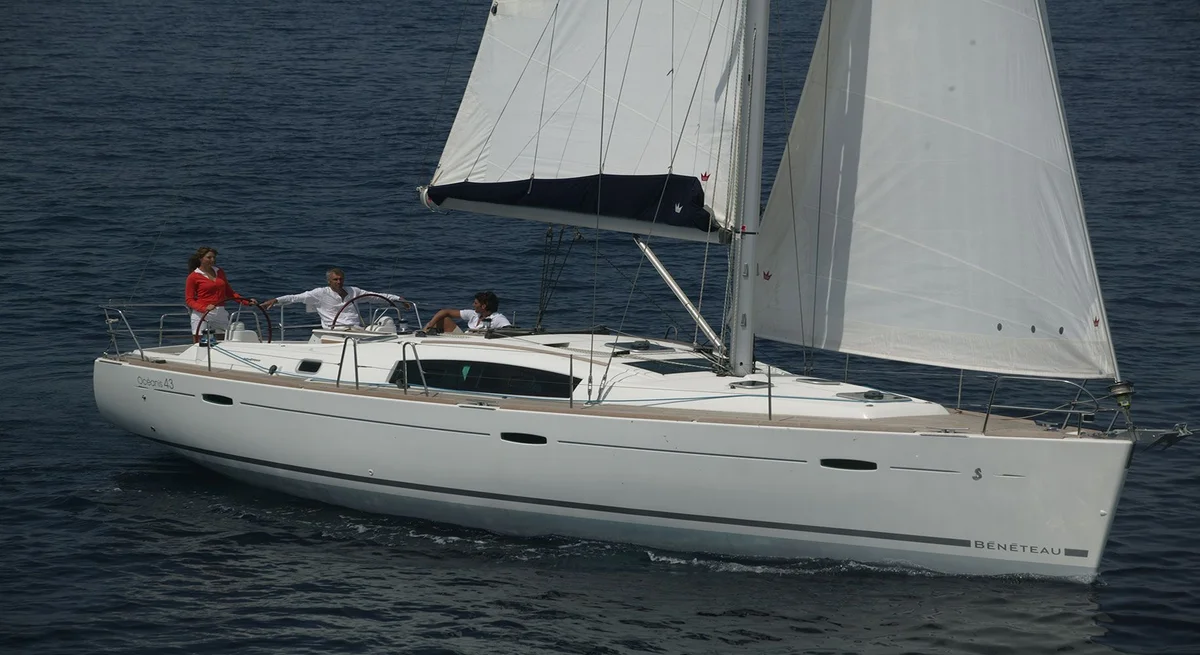 Beneteau Oceanis 43 2010 boat specs