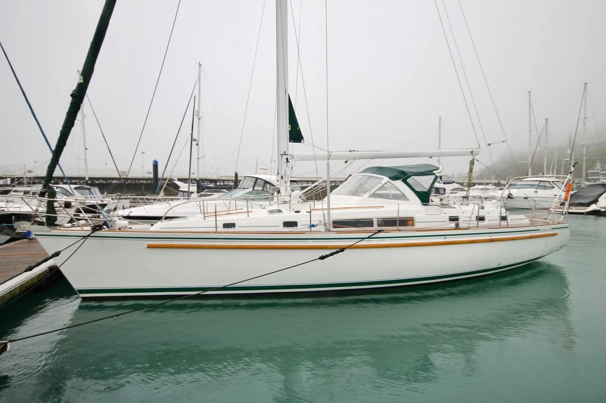 Beneteau Oceanis 44 CC 1993 boat specs
