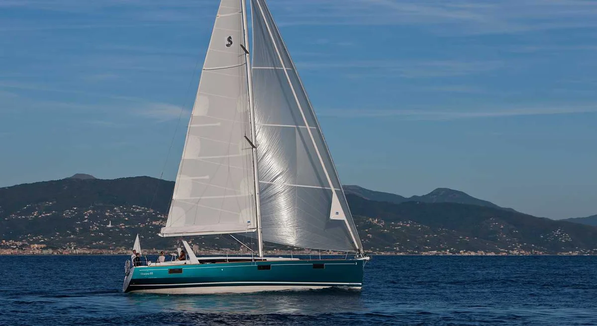 Beneteau Oceanis 48 2011 boat specs